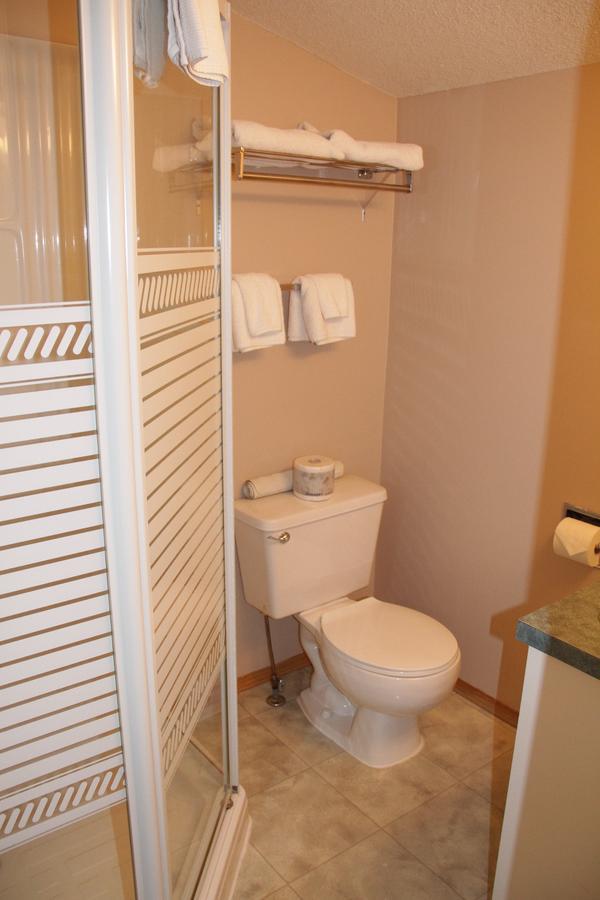 Garden Court Motel Manning Экстерьер фото