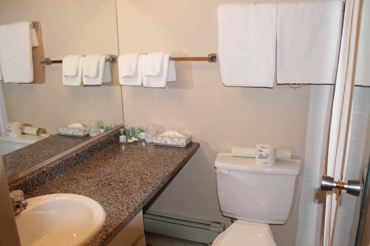 Garden Court Motel Manning Экстерьер фото